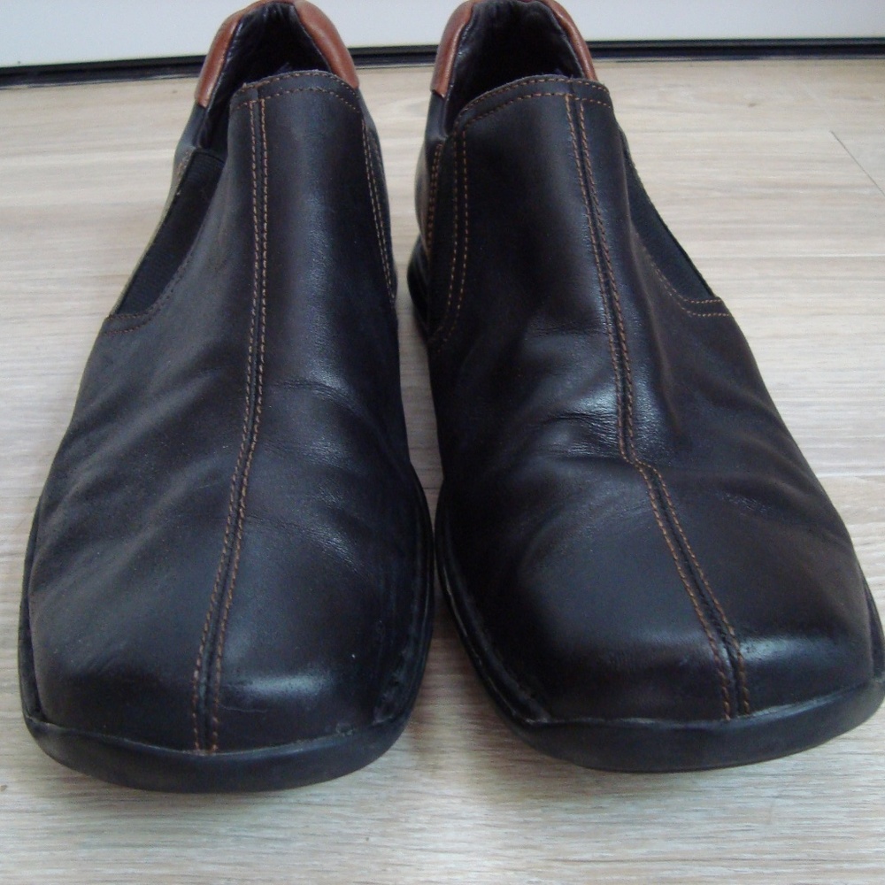 Cole Haan Men's blk/brn leather slip ons - sz 11